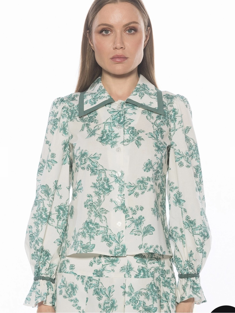 Alexia Admor White Button-Down Shirt with Teal Floral Print